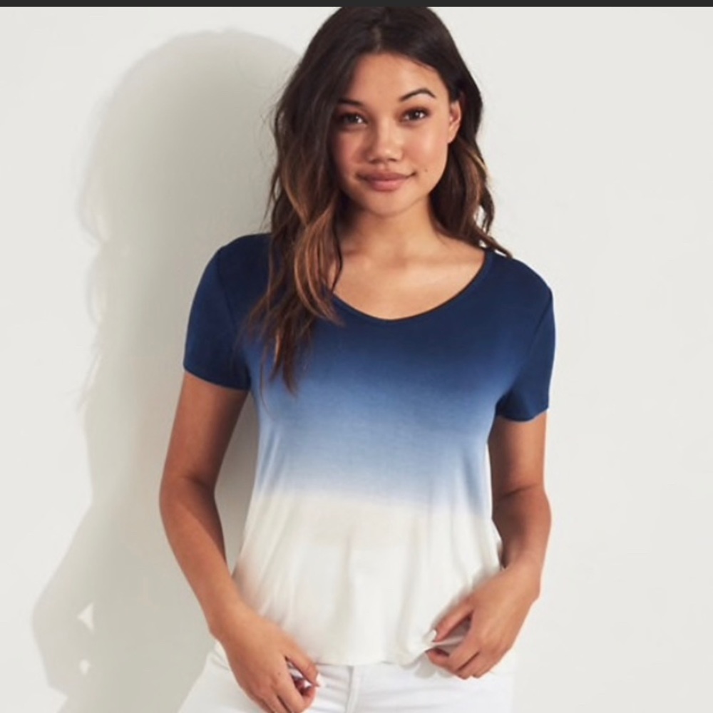 NWT Hollister Blue Ombré Easy T-Shirt